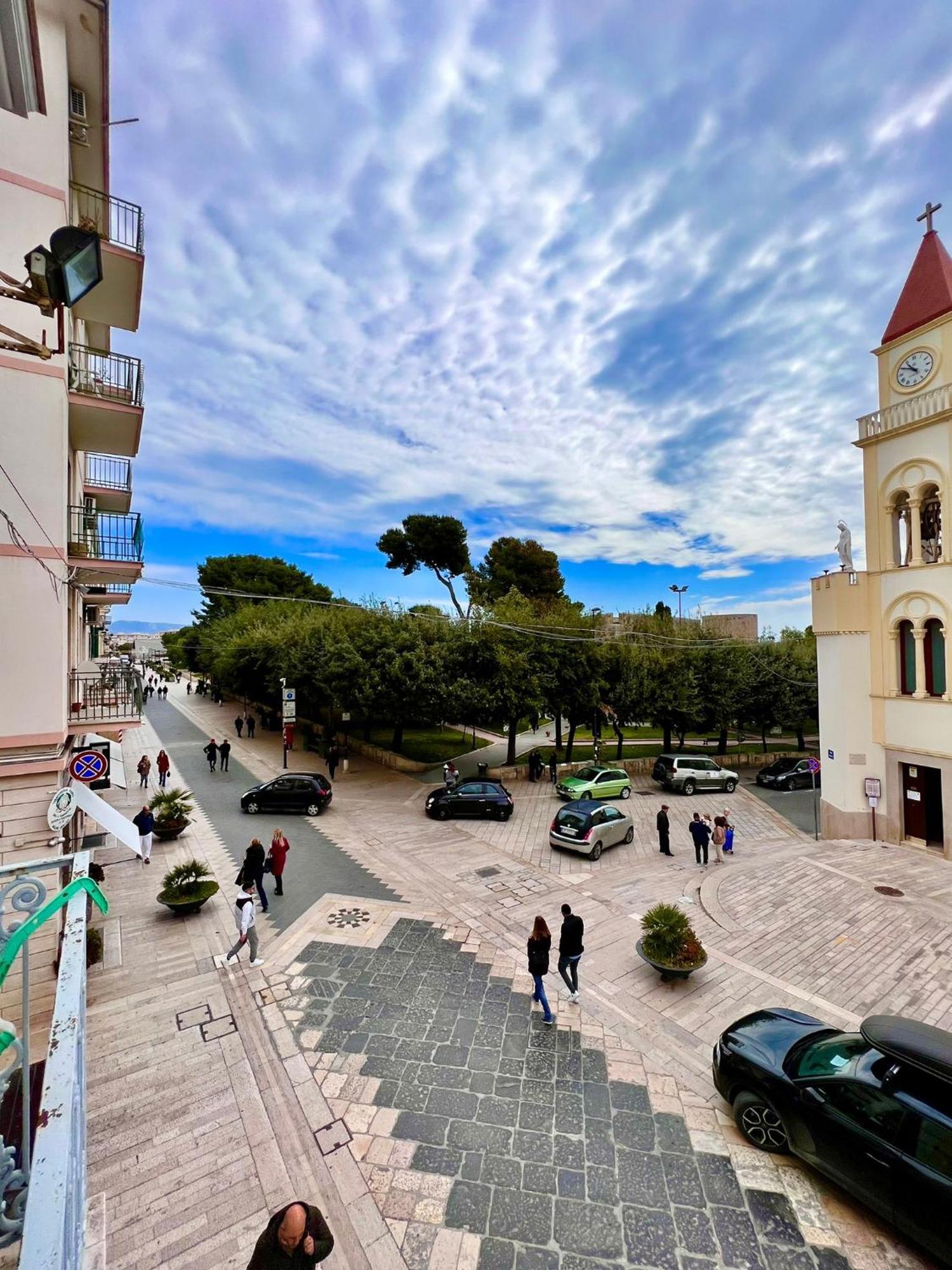 مانفريدونيا La Maison الغرفة الصورة