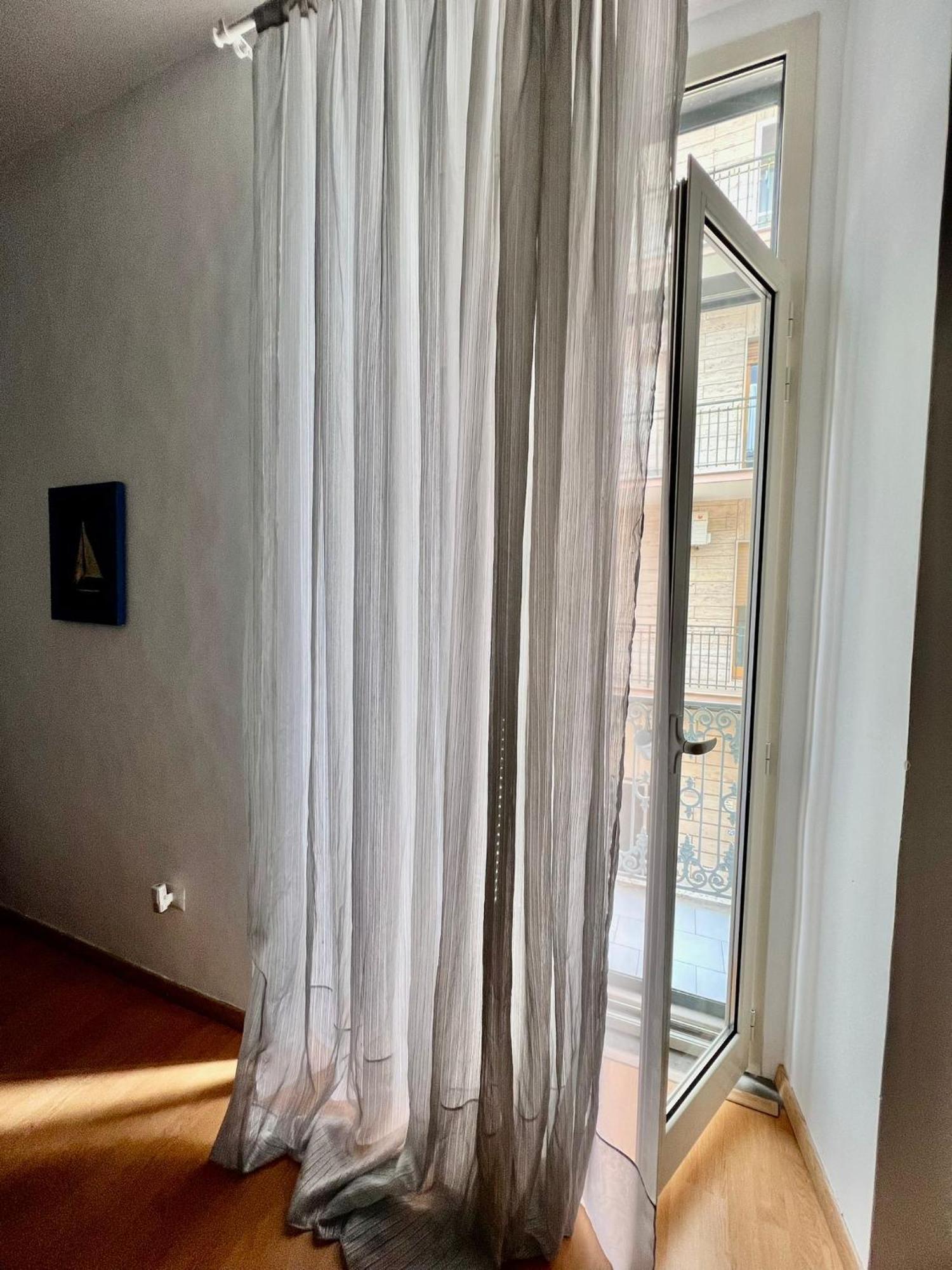مانفريدونيا La Maison الغرفة الصورة