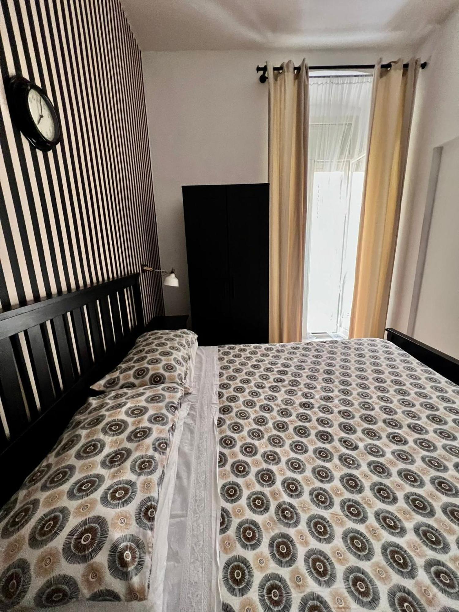 مانفريدونيا La Maison الغرفة الصورة
